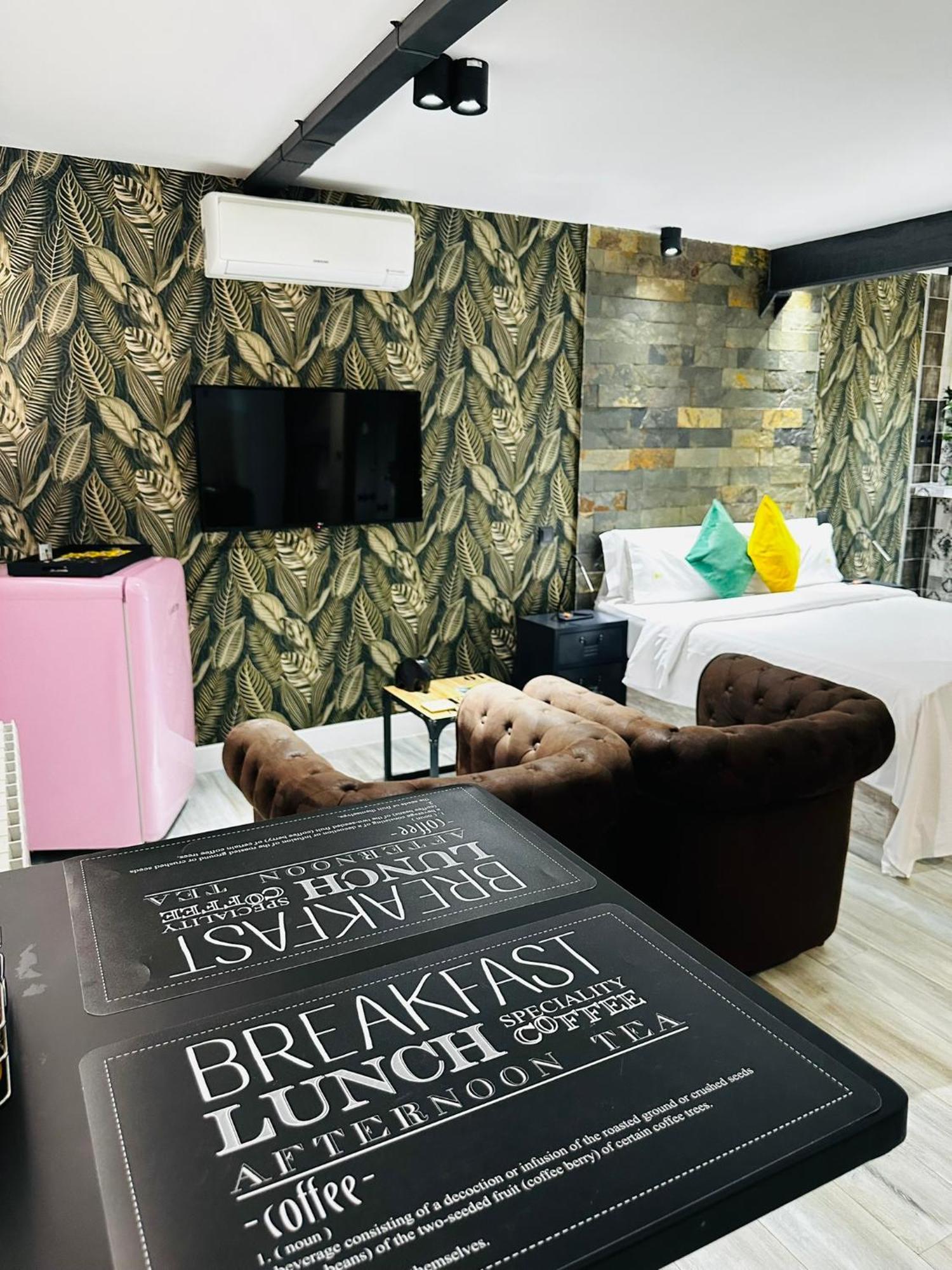 T-Homes - Cuenca มาดริด ภายนอก รูปภาพ